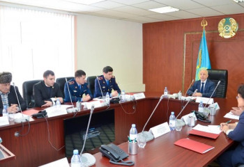 Карагандинские полицейские обсудили вопросы толерантности и мира