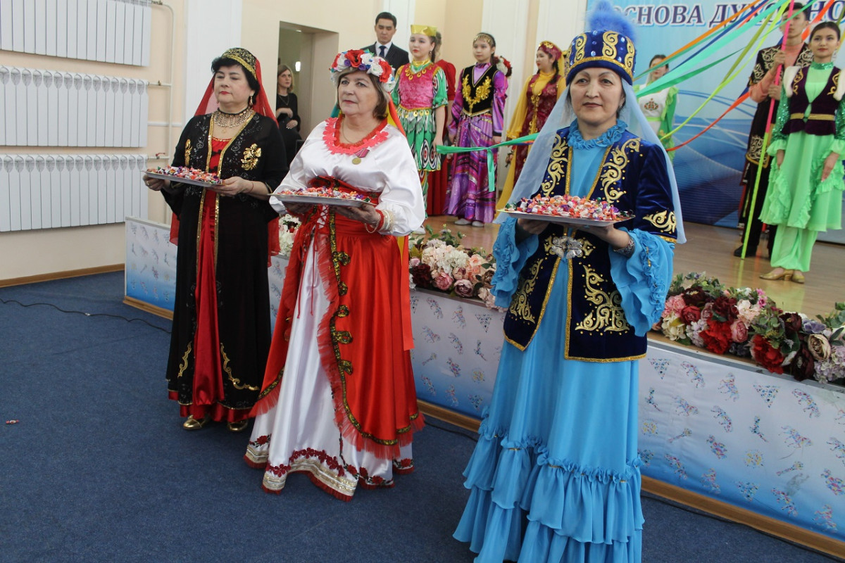 В Петропавловске в рамках Форума этносов организовали выставку, посвященную кумысу