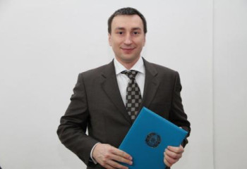 ВИТАЛИЙ ХМЕЛЕВСКИЙ: Необходимо продемонстрировать сплоченность в ответственный для государства момент