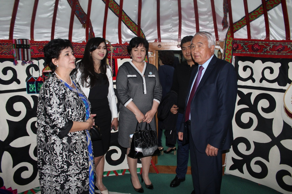 Медицинские колледжи Ташкента и Талдыкоргана обмениваются опытом