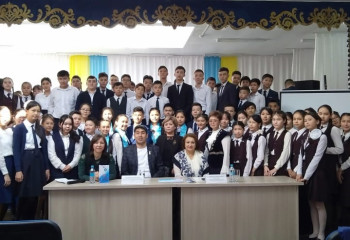 Актюбинская молодежь встретилась с победителем проекта «100 новых лиц Казахстана»