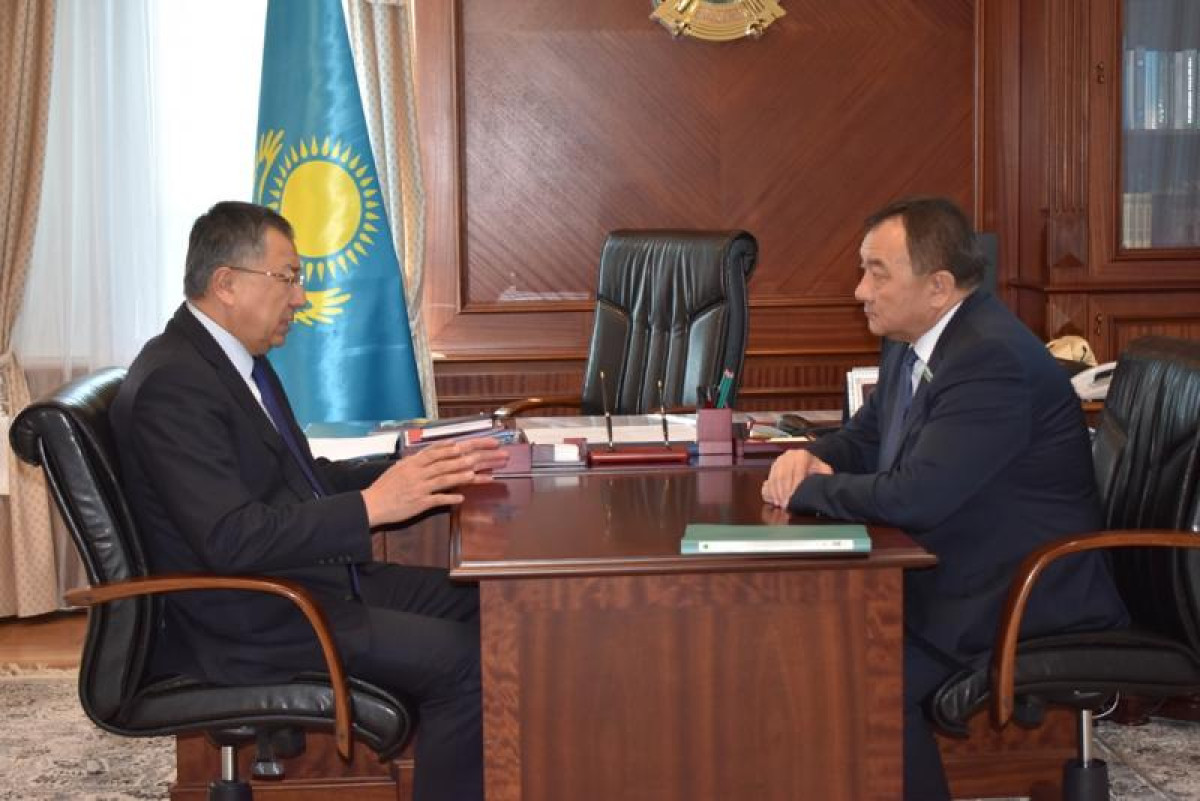 Жансеит Туймебаев встретился с депутатом Мажилиса Парламента РК Шакиром Хахазовым