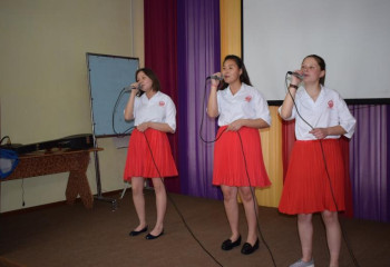 Совет матерей Жамбылской области провел акцию милосердия для «особых» детей и подростков