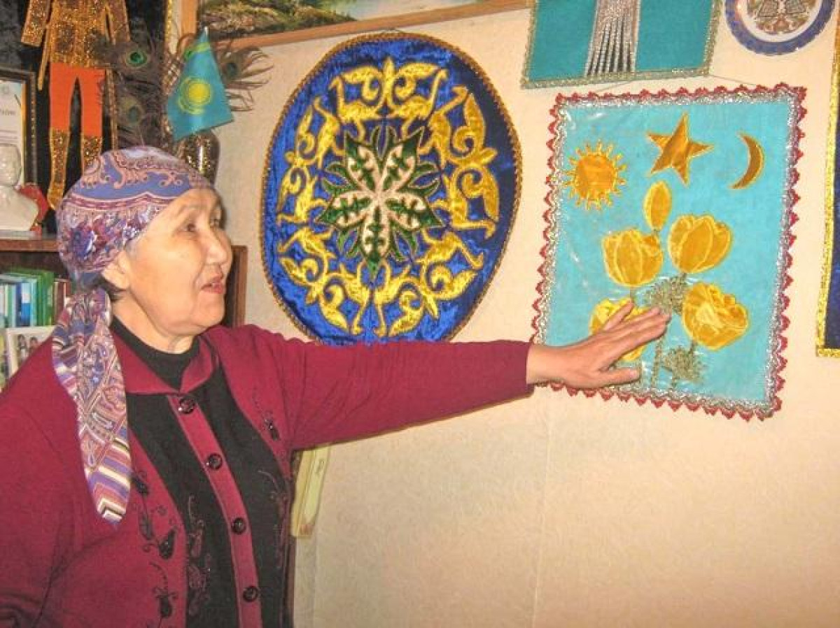 Историю Казахстана и тюркского мира изображает на полотнах мастерица из Кокшетау