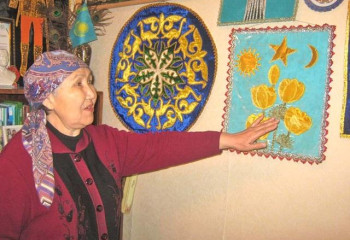 Историю Казахстана и тюркского мира изображает на полотнах мастерица из Кокшетау