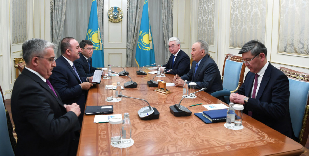 Елбасы Нурсултан Назарбаев встретился с министром иностранных дел Турецкой Республики Мевлютом Чавушоглу