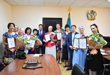 Шесть столичных ансамблей АНК получили звание «народные»