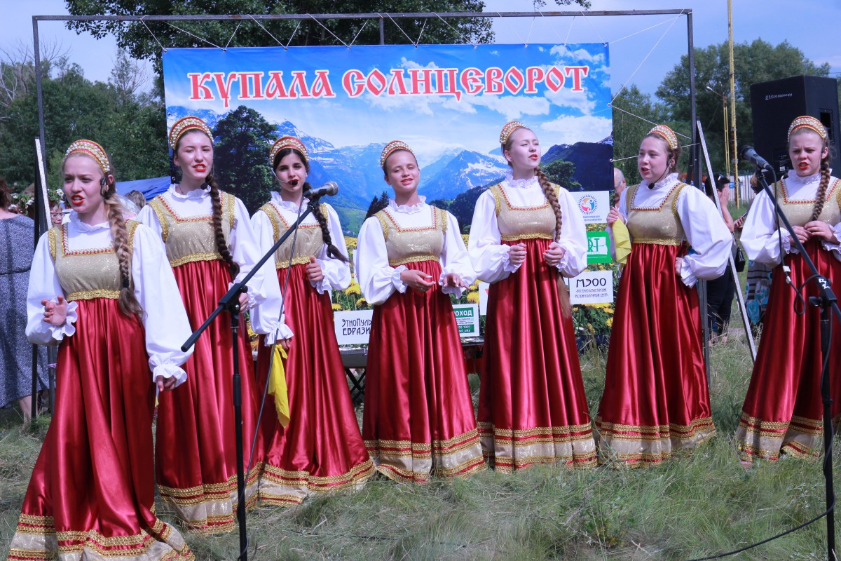 Праздник «Купала Солнцеворот», посвящённый летнему солнцестоянию, отметили в Усть-Каменогорске