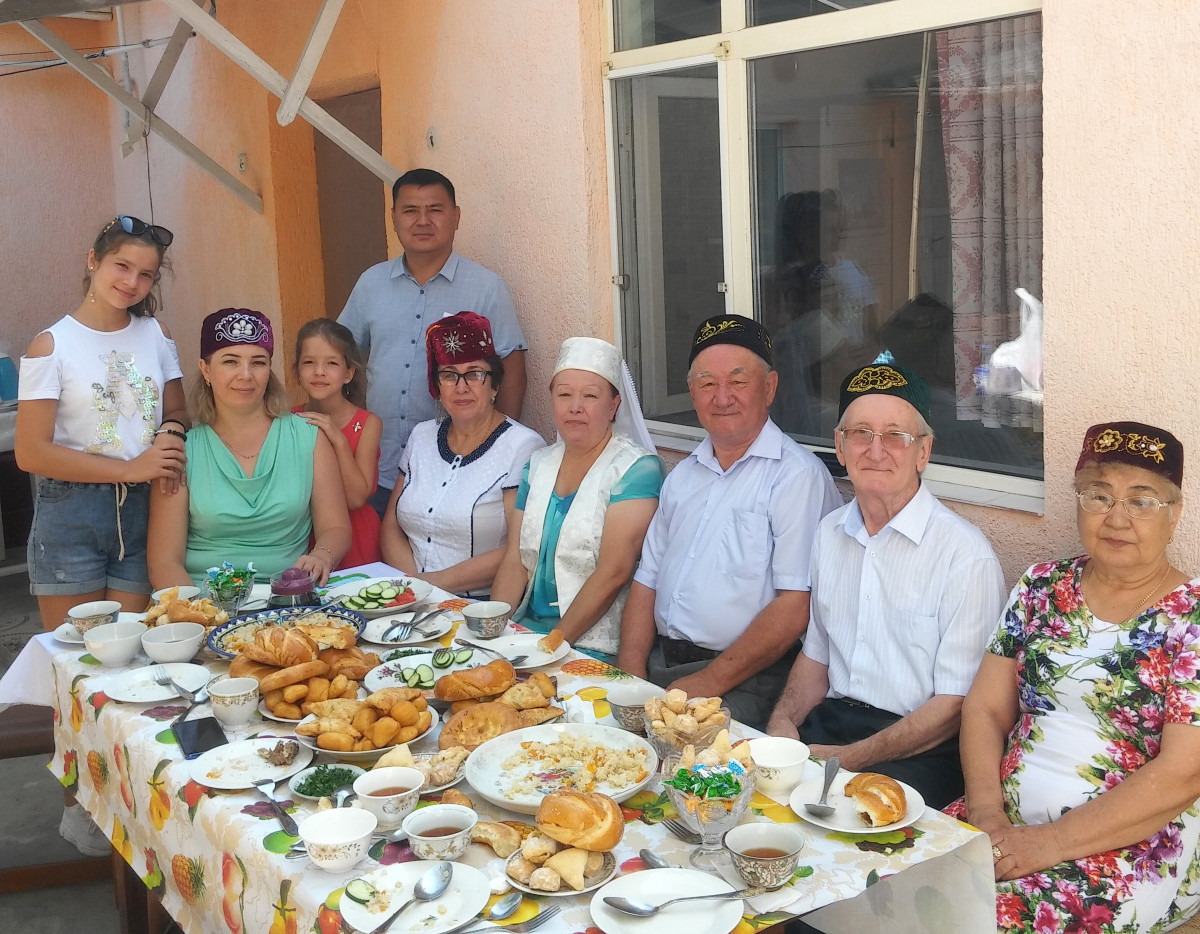 В Шымкенте татаро-башкирский этнокультурный центр встретил новоселов обычаем «Ерулік»