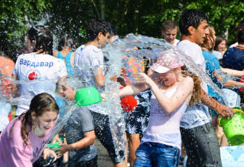 Вардавар - праздник нового урожая яблок, кузнецов и канатоходцев