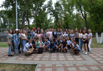 АНК разъяснила программу «Рухани жаңғыру» молодежи Карагандинской области