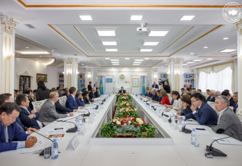 Совет АНК обсудил Послание Президента