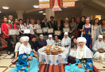 В Актау этнокультурные объединения соревновались в демонстрации традиции казахского народа