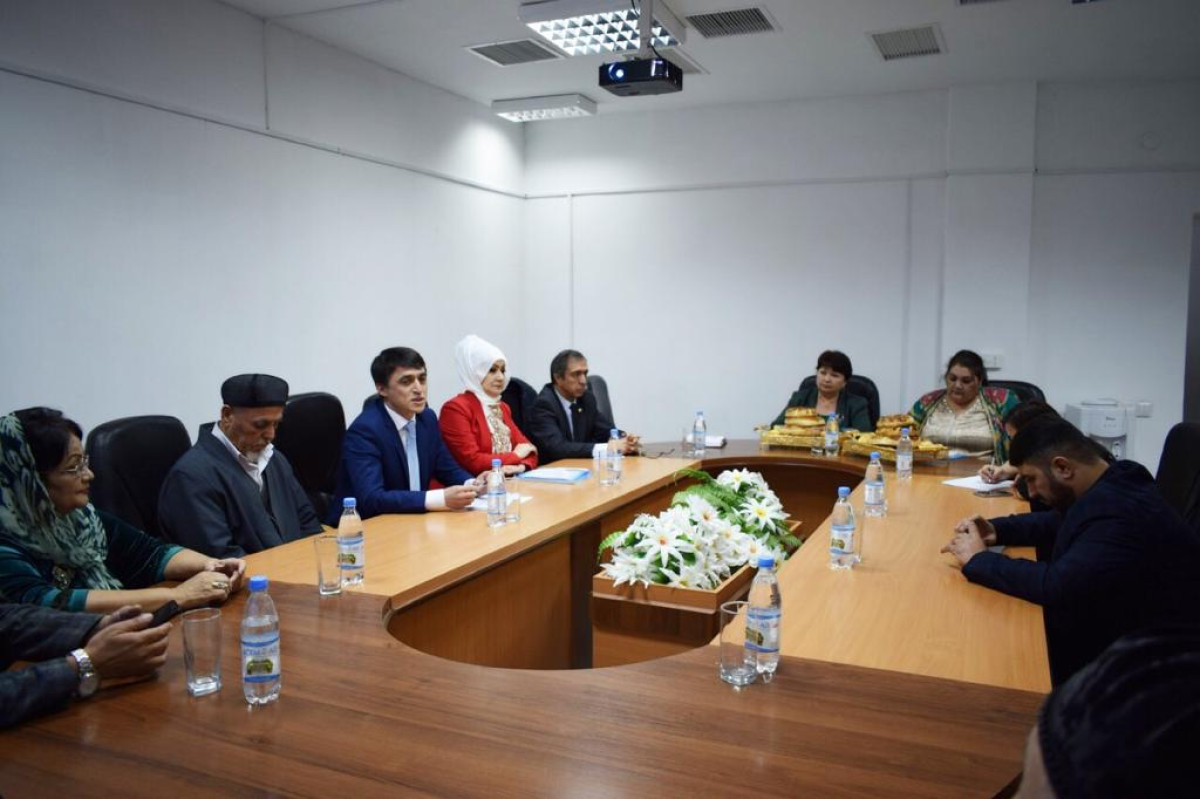 В Таразе консул Таджикистана встретился с представителями этнокультурного центра