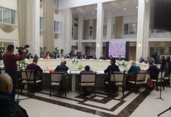 Перед Домом дружбы Караганды возвели «Золотую орду»