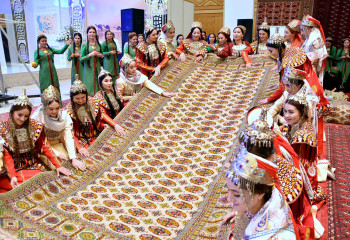 Туркменский ковер как символ отражения истории и души народа