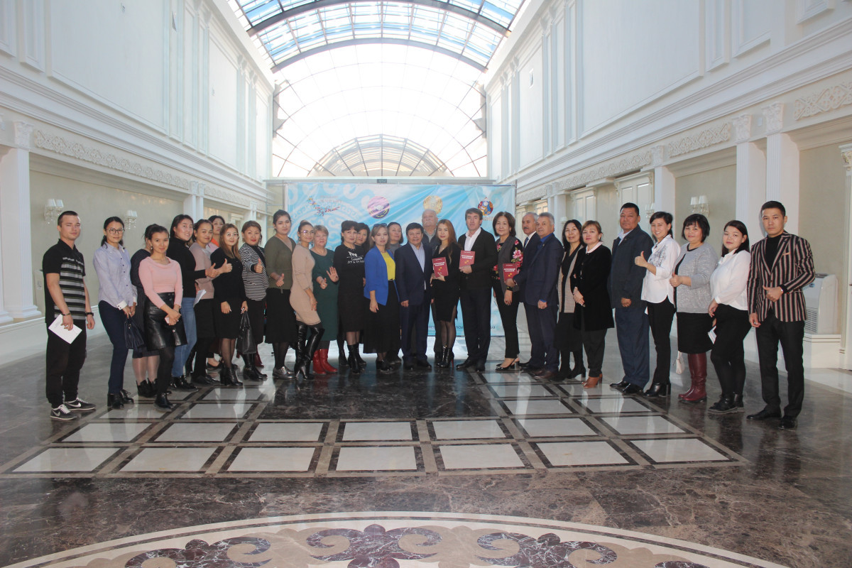 В Актау открылся клуб казахского языка «Мәміле»