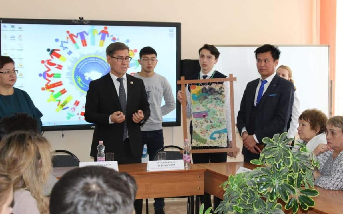 В Карагандинской области состоялось открытие молодежного клуба «Жарасым» 