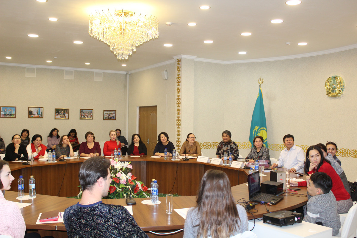 В Кокшетау состоялась встреча с автором проекта «Мәміле» по изучению казахского языка