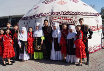   Более 100 этносов живут в дружбе и согласии в Шымкенте