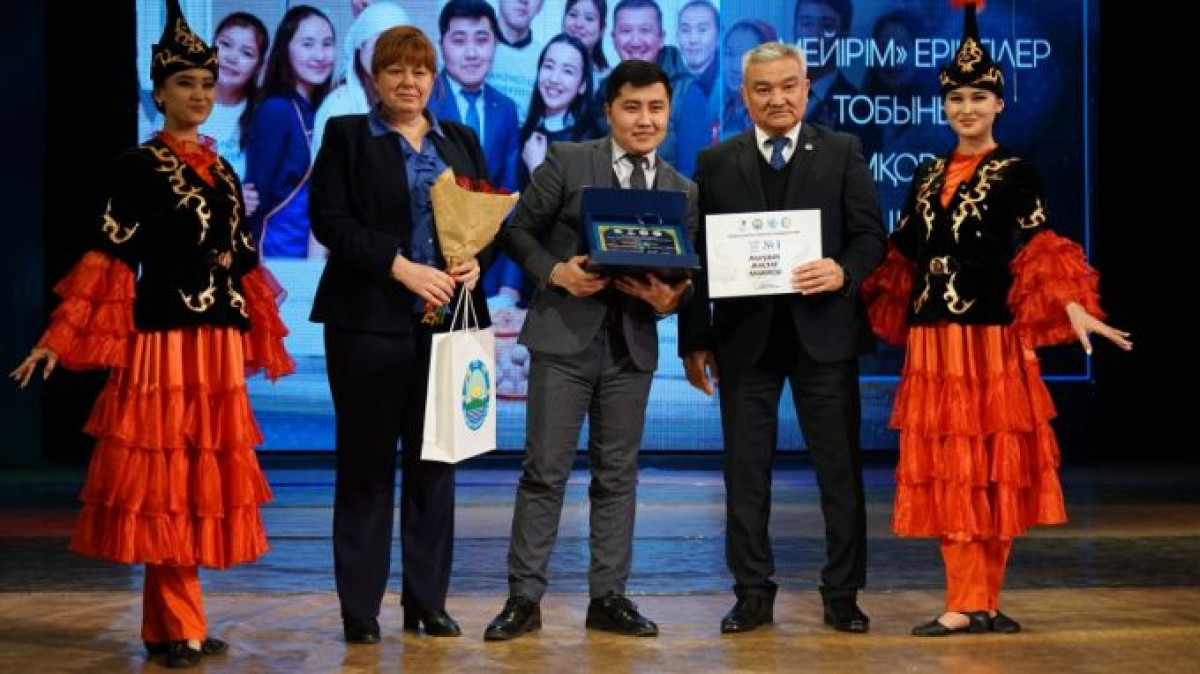 «Семей Жастар Ассамблеясы» признана лучшей молодежной организацией года
