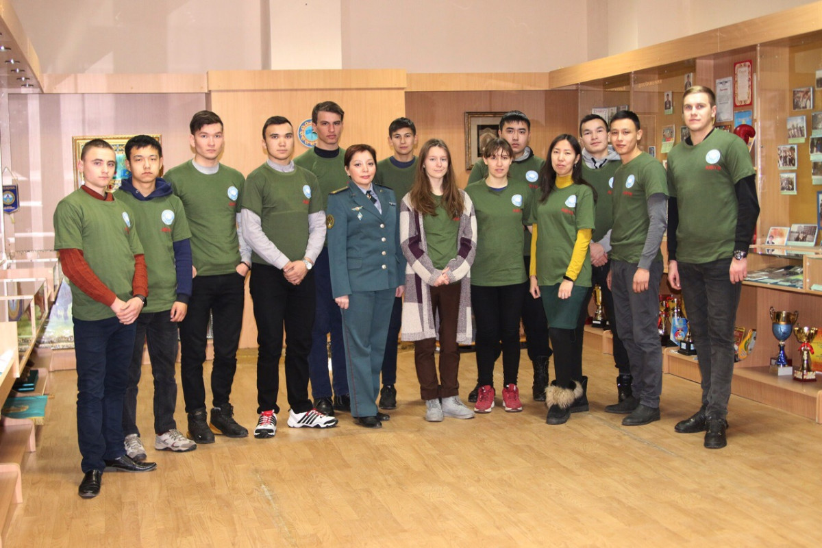 В СКО члены военно-патриотического клуба «Айбын» посетили Военный институт Нацгвардии РК