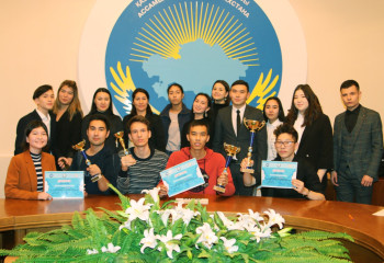 В СКО молодые ораторы состязались в девятичасовом дебатном турнире