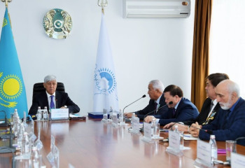 Аким Алматинской области предложил построить в Талдыкоргане корейскую поликлинику