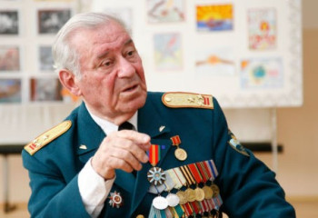 Л. Гирш: Елбасы снял часы со своей руки и подарил их мне со словами: «На память о нашей встрече»