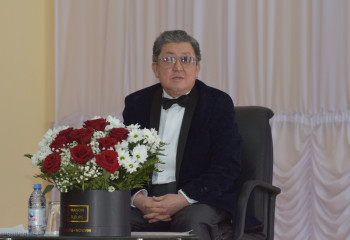 Ветерану корейского этнокультурного объединения Атырау посвятили книгу