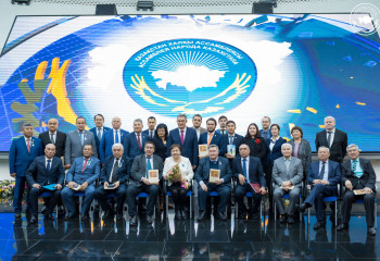 APK PRESENTED MEDALS FOR CONTRIBUTION TO THE PRESERVATION AND STRENGTHENING OF UNITY