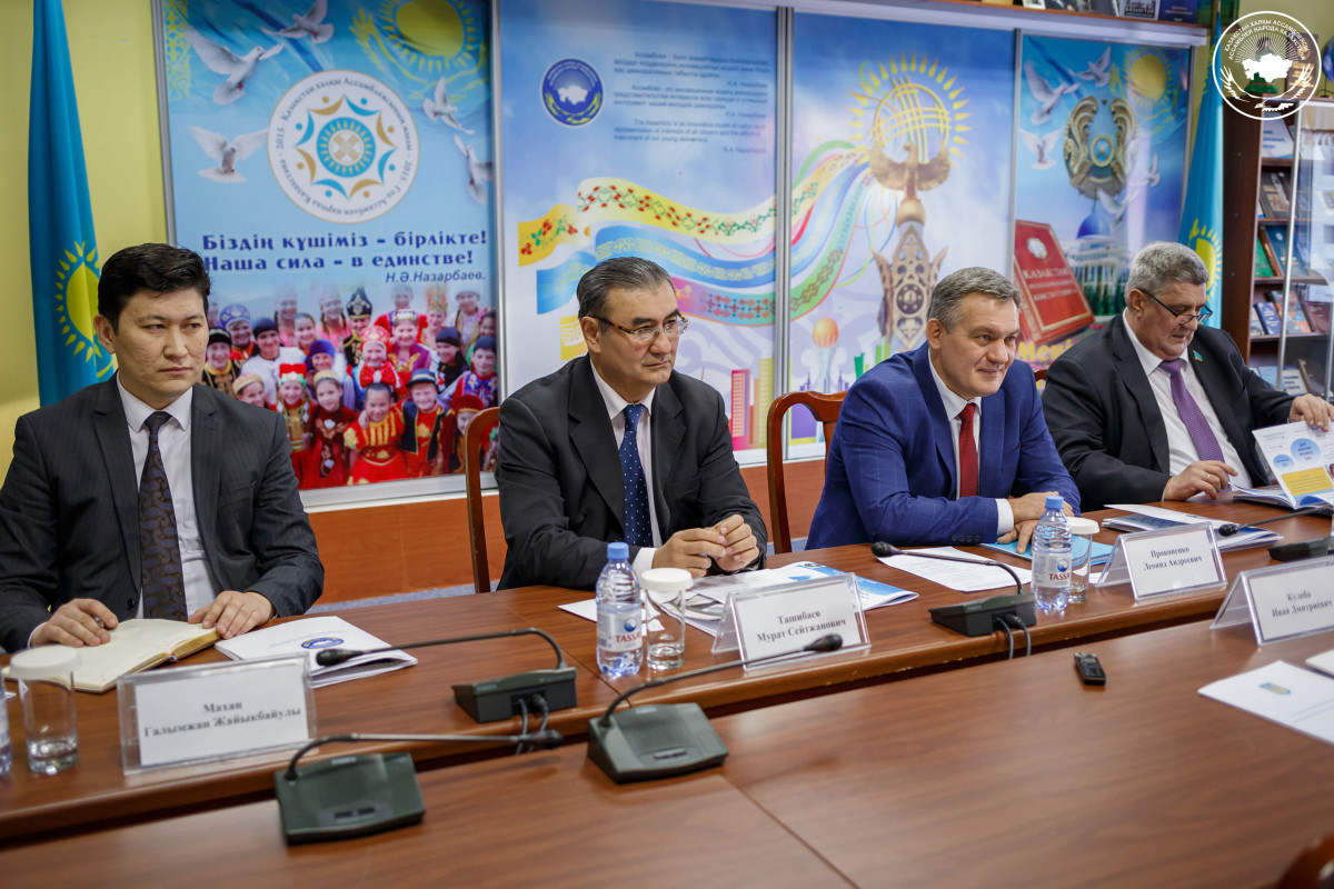 Meeting of Ukraine’s delegation with APK representatives held in the National Academic Library