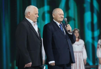 YELBASY RECEIVED CUP AND BOOK OUT OF HIS COACH’S HANDS