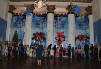 800 children received presents in Kyzylorda