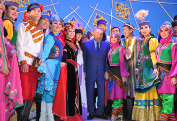 Ассамблея институтына көршілес қырғыздар қызығушылық танытып отыр