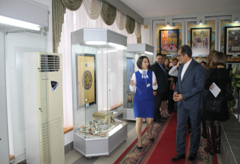 Масуд Шейх Зейнедин: Иран Парламентінде міндетті түрде әрбір ұлт өкілдерінен бір депутаттан сайланады