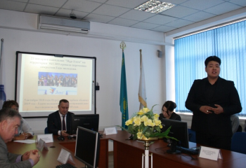 Алматы ҚХА студенттермен Жастар жылында атқарылатын шараларды талқылады