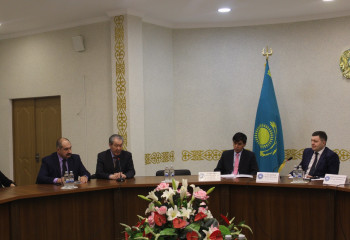 Бес әлеуметтік бастамаға арналған ашық дилог алаңы