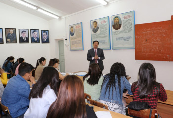 100 жаңа оқулықты насихаттауға арналған дәріс