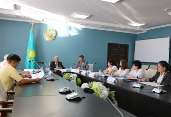 Үздік ғылыми жоба конкурсы комиссиясының бірінші отырысы өтті