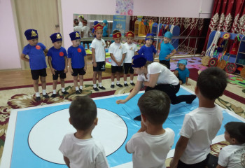 Атырауда балабақшалардың тәрбиеленушілері қазақтың ұлттық ойындарында жарысты