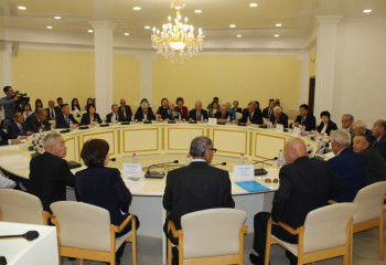 ОРАЛДА АҚСАҚАЛДАР КЕҢЕСТІ