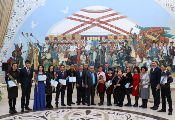 «Орталық.кз» порталының тілшісі журналистика саласындағы шығармашылық байқаудың Бас жүлдесін жеңіп алды