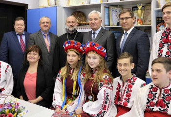 Украинаның Қазақстандағы Елшісі Қарағандының Достық үйінің жұмысымен танысты