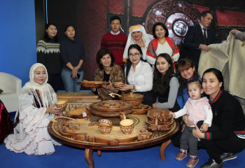 Алматыдағы этнос өкілдеріне қазақ қолөнері мен қолөнер шеберлік сыныптары өткізілді