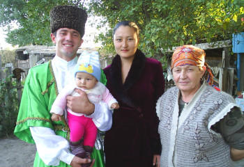 Шешен ұлтының өкілі – қазақ тілінің жанашыры