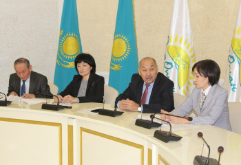 ОРАЛДЫҢ ДОСТЫҚ ҮЙІНДЕ БЕЛСЕНДІ ӨМІР СҮРУ ОРТАЛЫҒЫ АШЫЛДЫ