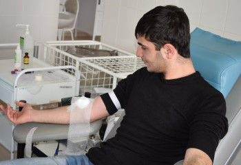 Таразда «Өмір сыйла» қайырымдылық акциясы шеңберінде жастар донорлық қан тапсырды