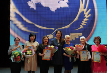 Өскеменде қоғам қайраткерлері ҚХА «Бірлік» медалімен марапатталды