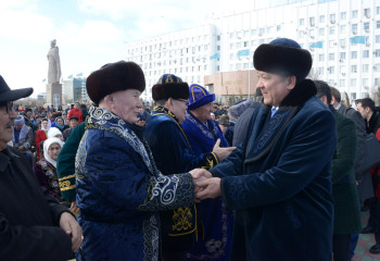 АТЫРАУДА АМАЛ МЕРЕКЕСІН ТОЙЛАУҒА РЕСЕЙДІҢ ҮШ ОБЛЫСЫНАН ДЕЛЕГАТТАР КЕЛДІ